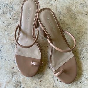 Nude Gianni bini block heels